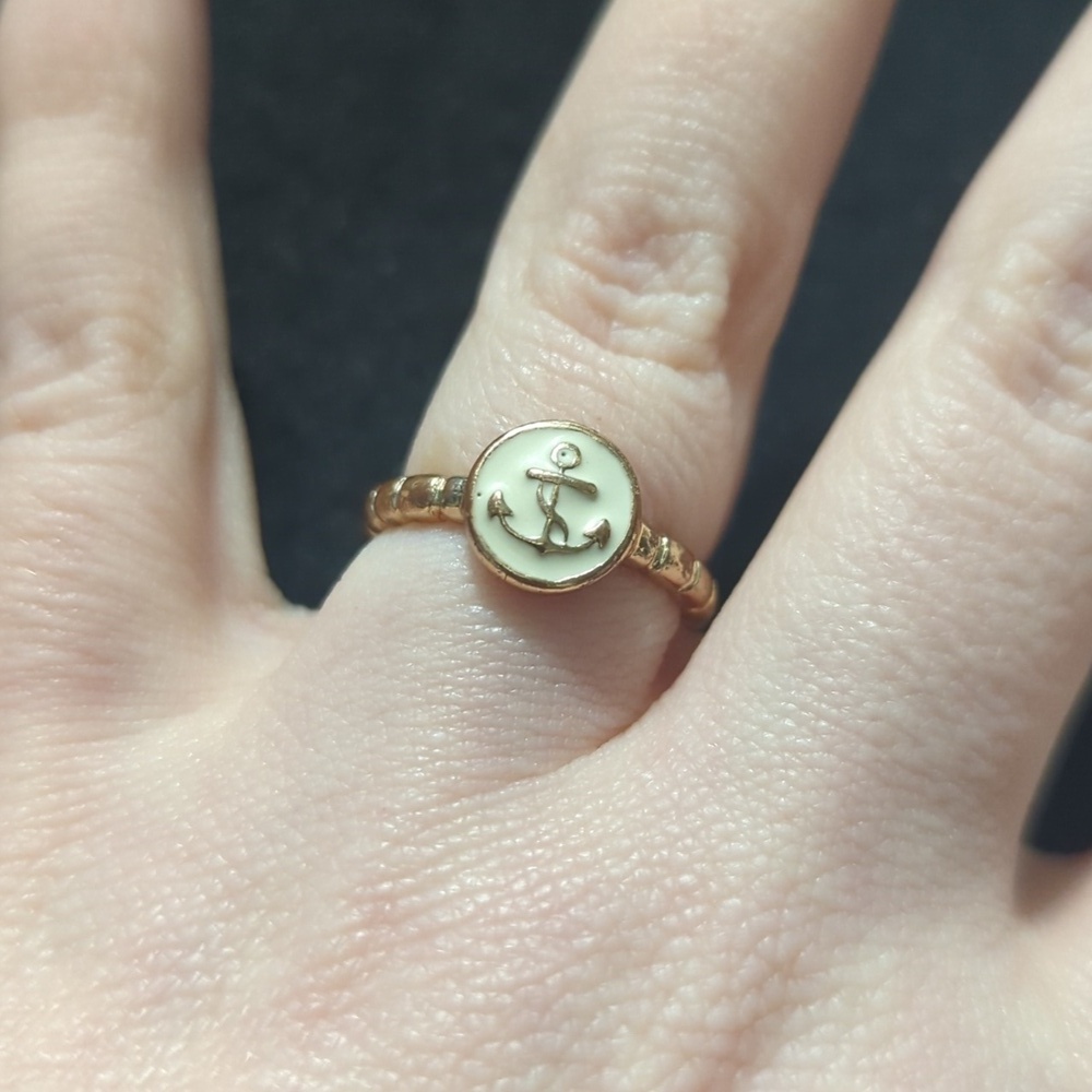 Gold Tone Cream Enamel Anchor Statement Ring - size 6.75